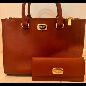 Vintage Cognac Michael Kors Jet Set tote with bonus wallet to match!